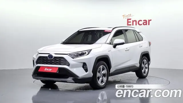 TOYOTA RAV4 2021