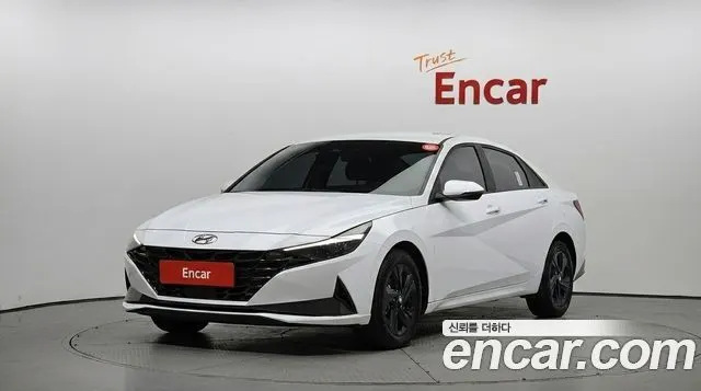 HYUNDAI AVANTE HYBRID 2023