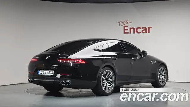 MERCEDES-BENZ AMG GT 2023