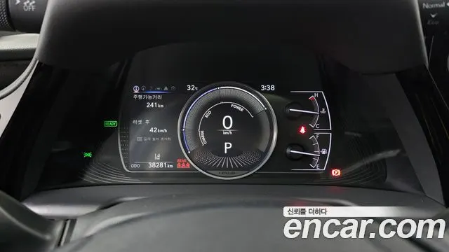 LEXUS ES300H 2025 — 38 281 км, серебристо-серый, Корея — под ключ — фото 8