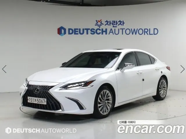 LEXUS ES300H — из Кореи под ключ