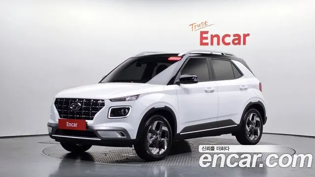 HYUNDAI VENUE 2024