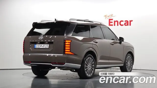 HYUNDAI PALISADE 2025 — 32 345 км, коричневый, Корея — под ключ — фото 2