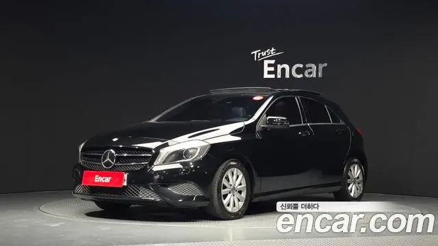 MERCEDES-BENZ A-CLASS W176 2015