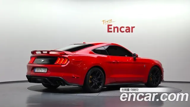 FORD MUSTANG 2018