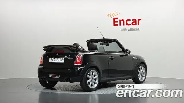 MINI COOPER CONVERTIBLE 2013