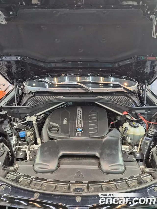 BMW X5 2016 — 114 000 км, чёрный, Корея — под ключ — фото 3