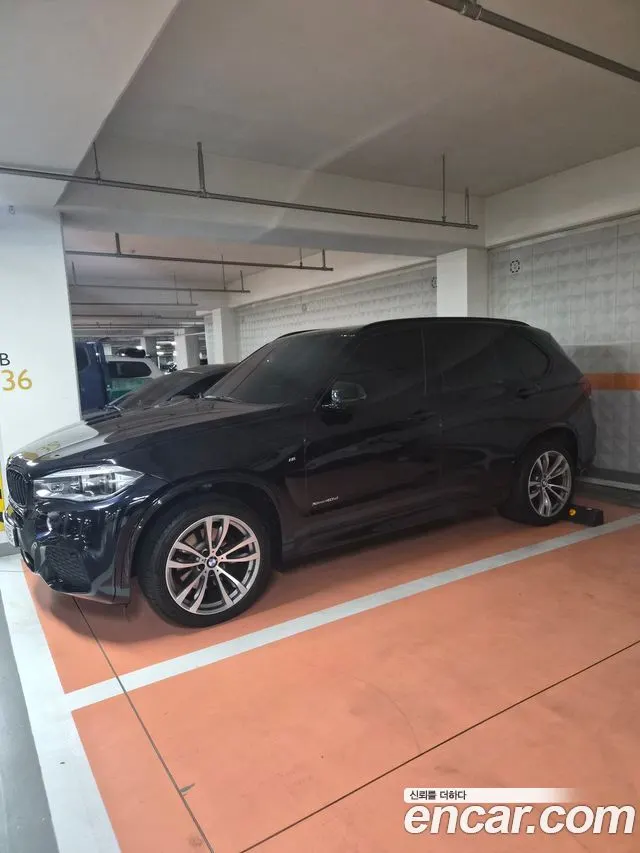 BMW X5 2016 — 114 000 км, чёрный, Корея — под ключ — фото 4