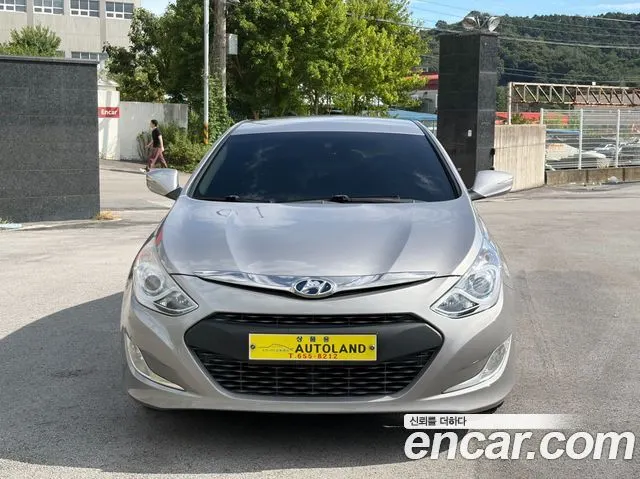 HYUNDAI SONATA HYBRID 2014 — 197 111 км, серебристо-серый, Корея — под ключ — фото 3