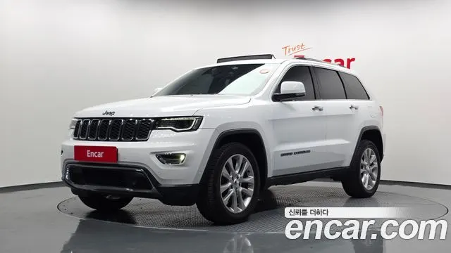 JEEP GRAND CHEROKEE 2017