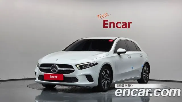 MERCEDES-BENZ A-CLASS W177 2022