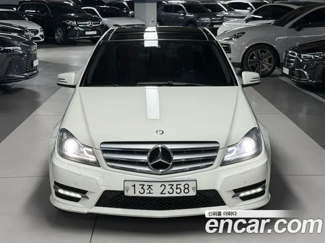 MERCEDES-BENZ C-CLASS W204 2012