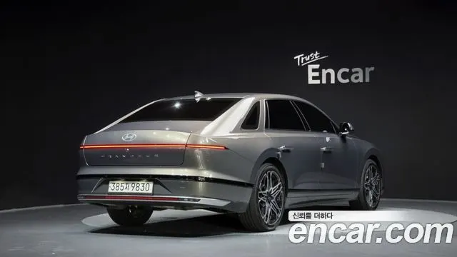 HYUNDAI GRANDEUR HYBRID 2023 — 95 692 км, светло-золотистый, Корея — под ключ — фото 2