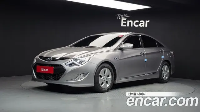 HYUNDAI SONATA HYBRID 2012
