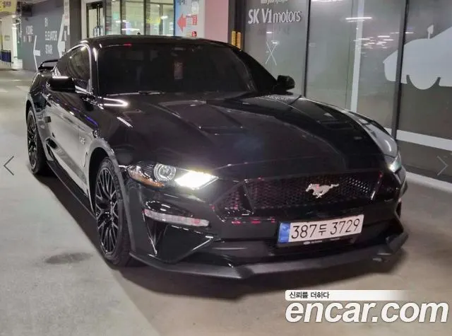 FORD MUSTANG 2022