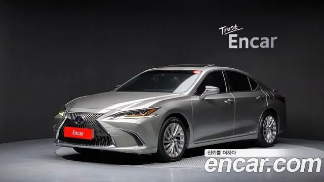 LEXUS ES300H 2021