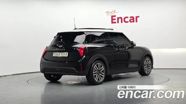 MINI COOPER C 2025