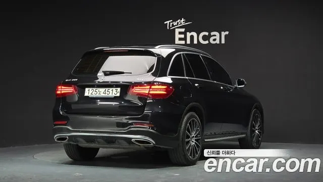 MERCEDES-BENZ GLC-CLASS X253 2019