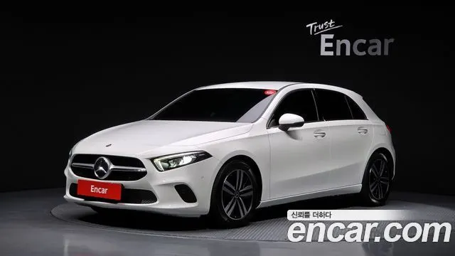 MERCEDES-BENZ A-CLASS W177 2021
