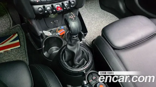 MINI COOPER D 2016 — 85 079 км, белый-перламутр, Корея — под ключ — фото 9
