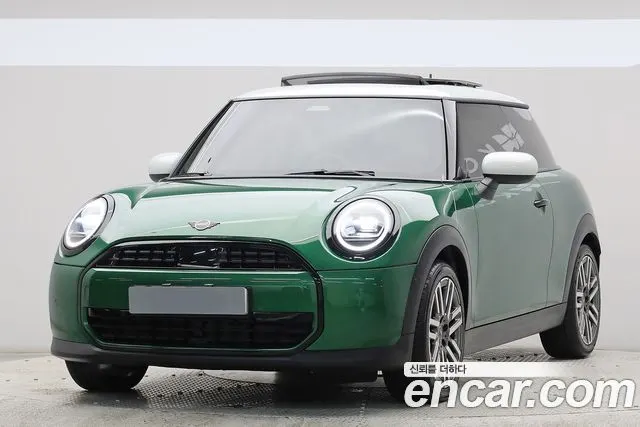 MINI COOPER C 2025 — 7 708 км, тёмно-зелёный, Корея — под ключ — фото 1