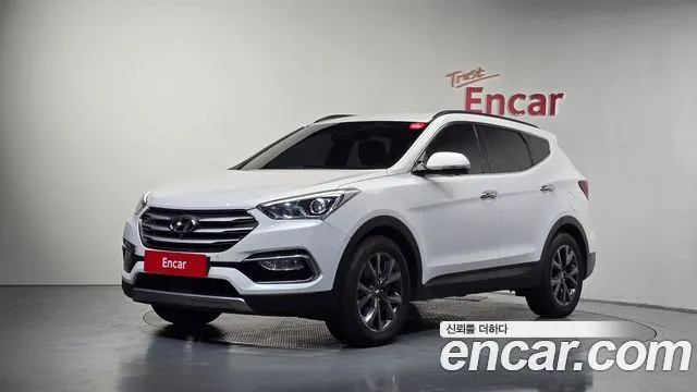 HYUNDAI SANTA FE 2017 — 93 529 км, белый, Корея — под ключ — фото 1