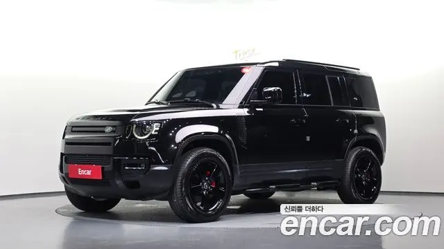 LAND ROVER DEFENDER 2023