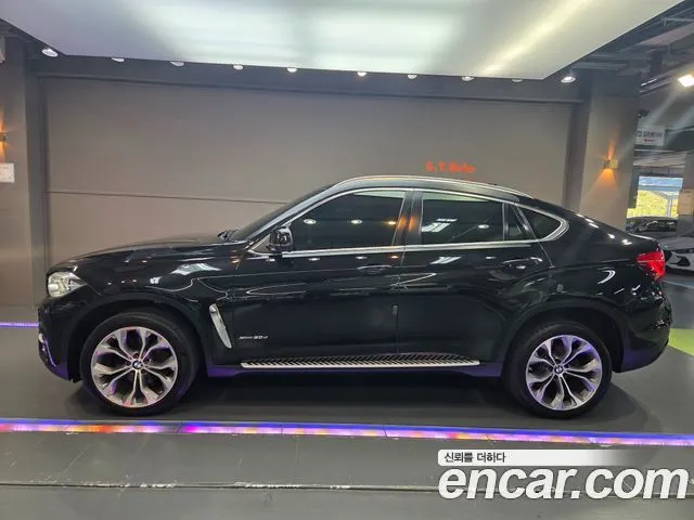 BMW X6 2018 — 204 891 км, чёрный, Корея — под ключ — фото 2