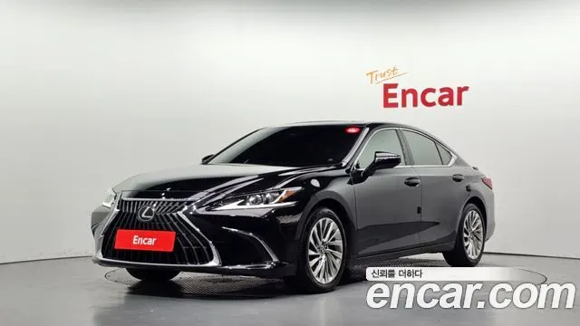 LEXUS ES300H 2023