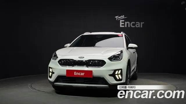 KIA NIRO 2020 — 77 781 км, белый, Корея — под ключ — фото 3