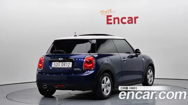 MINI COOPER D 2016