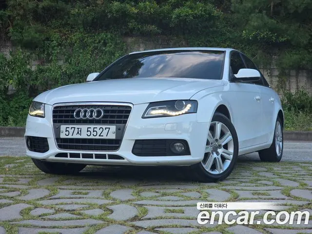 AUDI A4 2012