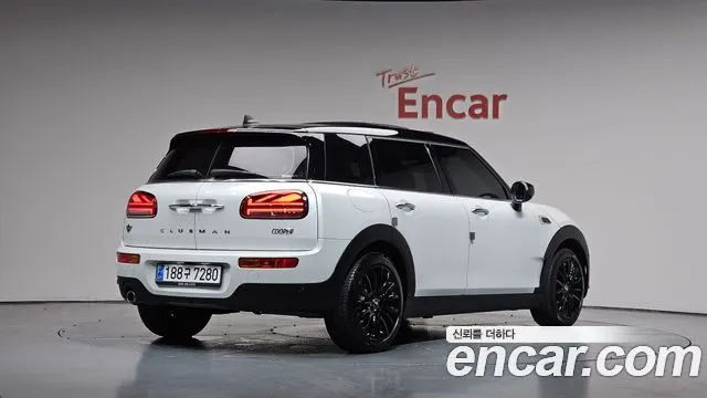 MINI COOPER CLUBMAN 2024
