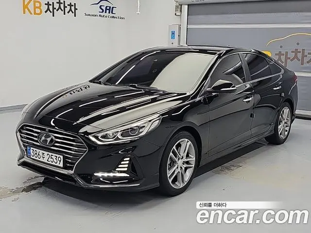 HYUNDAI SONATA 2018 — 150 926 км, чёрный, Корея — под ключ — фото 11