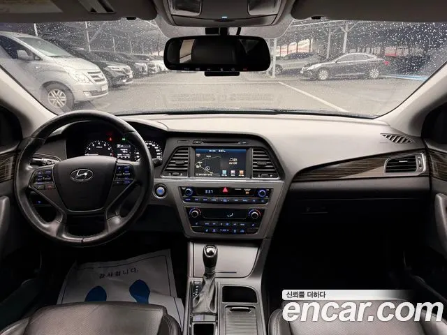 HYUNDAI SONATA 2016 — 109 270 км, чёрный, Корея — под ключ — фото 9