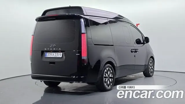 HYUNDAI STARIA 2023