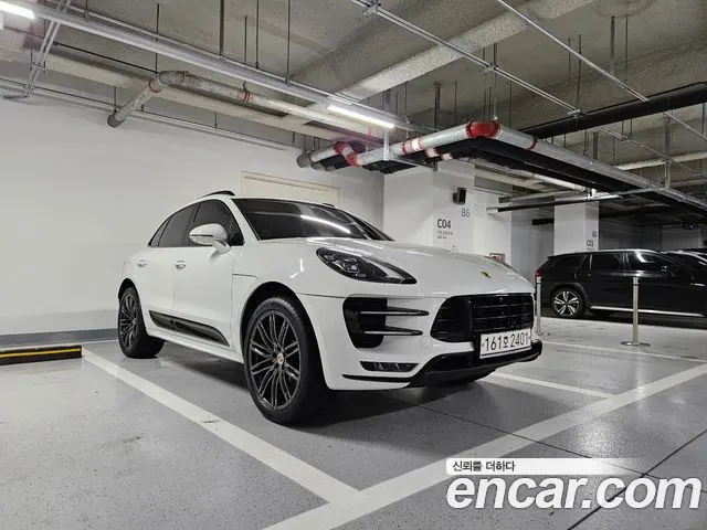 PORSCHE MACAN 2018 — 111 000 км, Корея — под ключ — фото 2