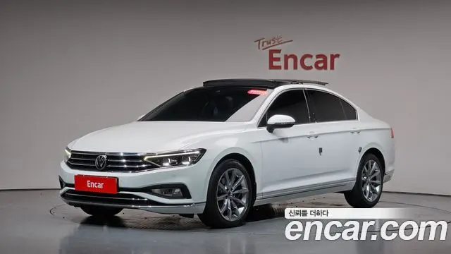 VOLKSWAGEN PASSAT 2022