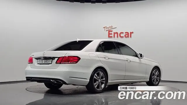 MERCEDES-BENZ E-CLASS W212 2016