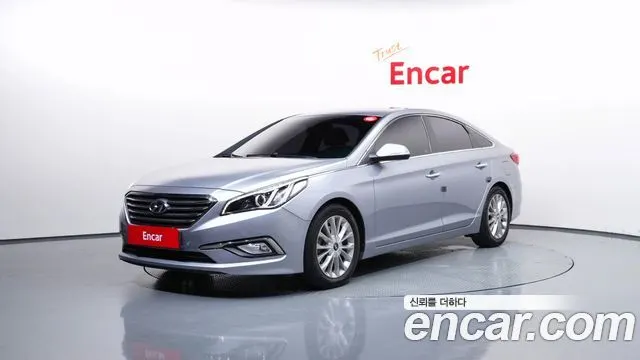 HYUNDAI SONATA 2017 — 107 783 км, светло-серебристый, Корея — под ключ — фото 1