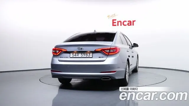 HYUNDAI SONATA 2017 — 107 783 км, светло-серебристый, Корея — под ключ — фото 4