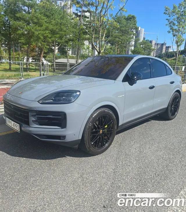 PORSCHE CAYENNE 2024