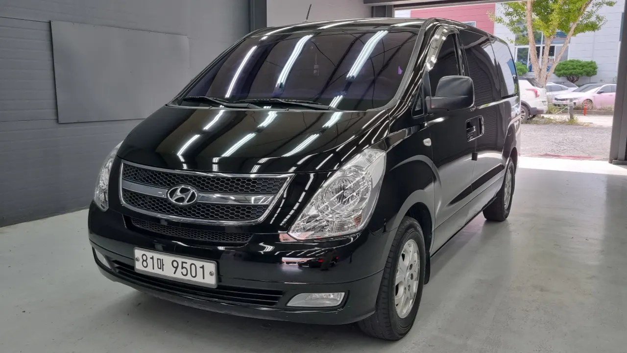 HYUNDAI GRAND STAREX 2015 — 158 971 км, чёрный, Корея — под ключ — фото 12