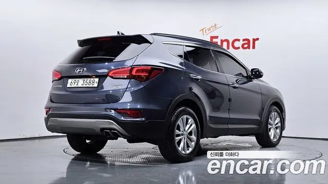 HYUNDAI SANTA FE 2018 — 116 861 км, синий, Корея — под ключ — фото 2
