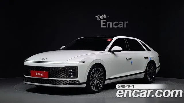 HYUNDAI GRANDEUR HYBRID 2025