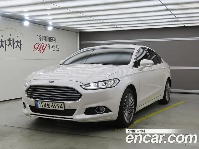 FORD MONDEO 2017 — 127 966 км, белый, Корея — под ключ — фото 11