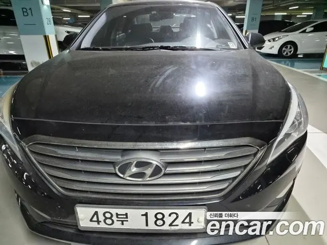 HYUNDAI SONATA 2015 — 169 425 км, чёрный, Корея — под ключ — фото 1