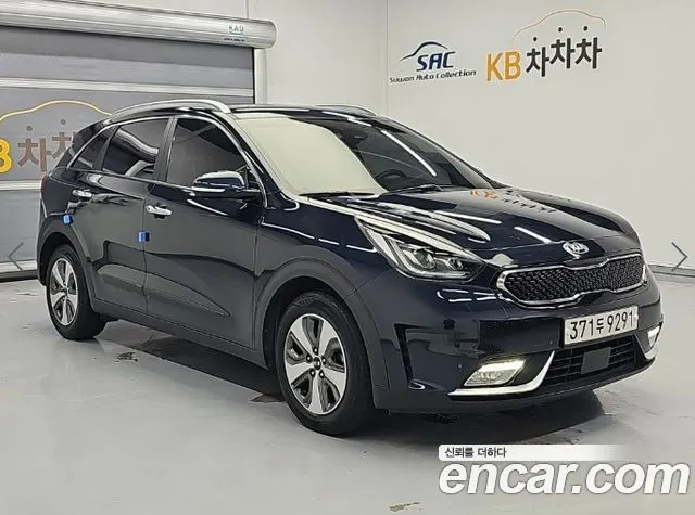 KIA NIRO 2018 — 149 693 км, серый, Корея — под ключ — фото 2