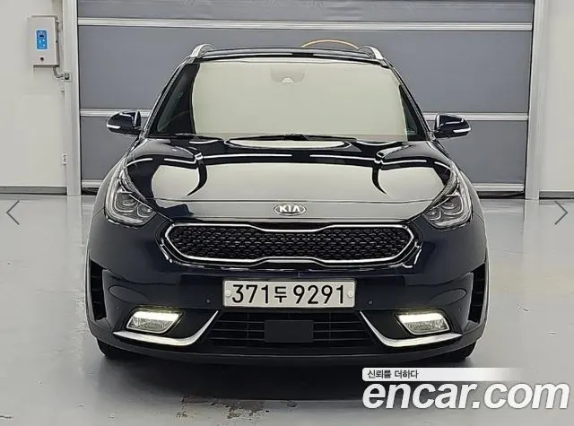 KIA NIRO 2018 — 149 693 км, серый, Корея — под ключ — фото 3