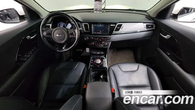 KIA NIRO 2019 — 159 600 км, белый, Корея — под ключ — фото 7